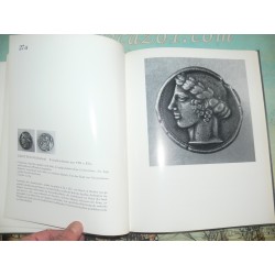 Griechische Münzkunst. Kurze Kunstgeschichte an Beispielen aus der Sammlung S.M. Gustaf VI. Adolf, König von Schweden.