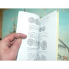 NP 61 De  Mey:  LES MONNAIES DES EVEQUES ET DE LA VILLE D'UTRECHT 983-1579 Numismatic pocket