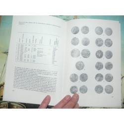 1982 (69) Jaarboek van het Koninklijk Nederlands Genootschap voor Munt- en Penningkunde.